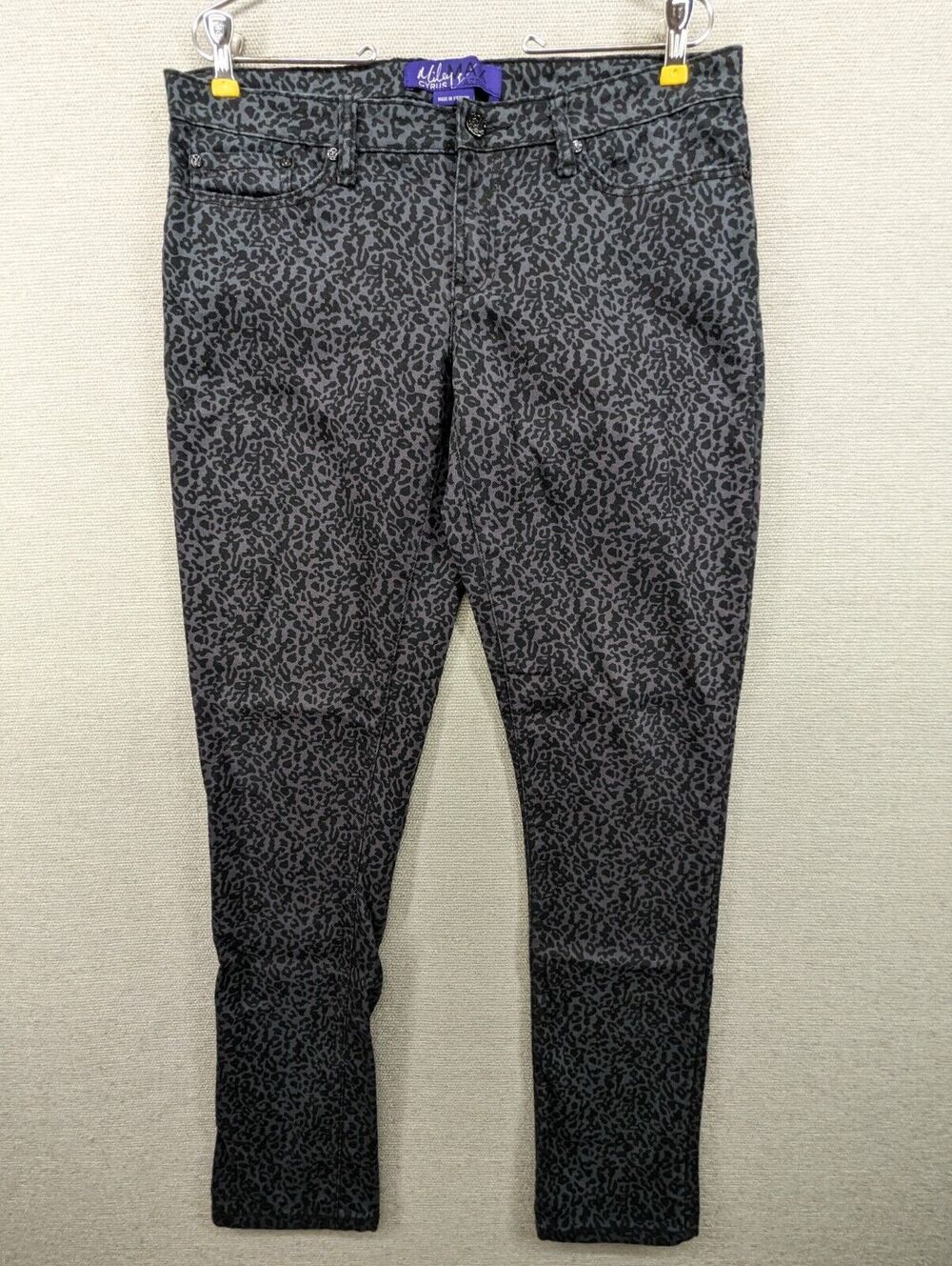 Miley Cyrus Max Azria Jeans Size 15 Black Leopard Print -0424B190
